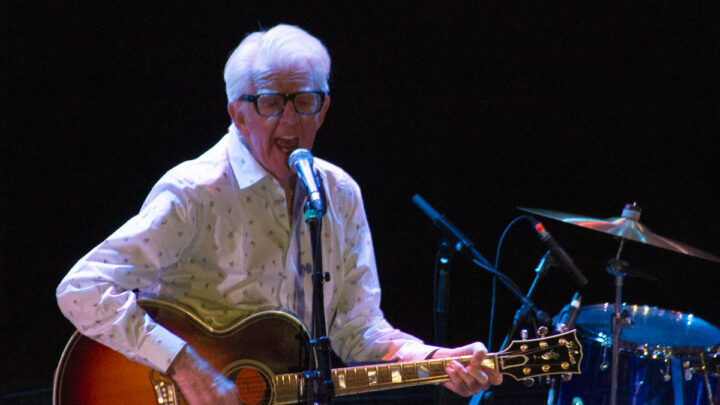 Nick Lowe was backed by the mighty Los Straitjackets at The Oriental Theater last Tuesday night. (Photos: Billy Thieme)